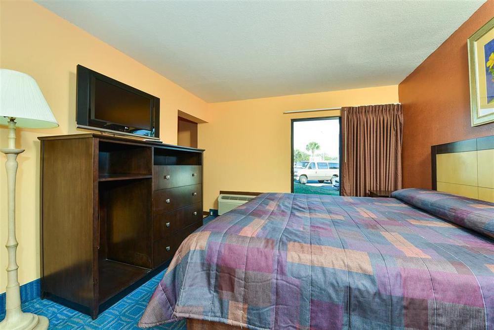 Days Inn & Suites By Wyndham Tampa - Ybor City Zimmer foto